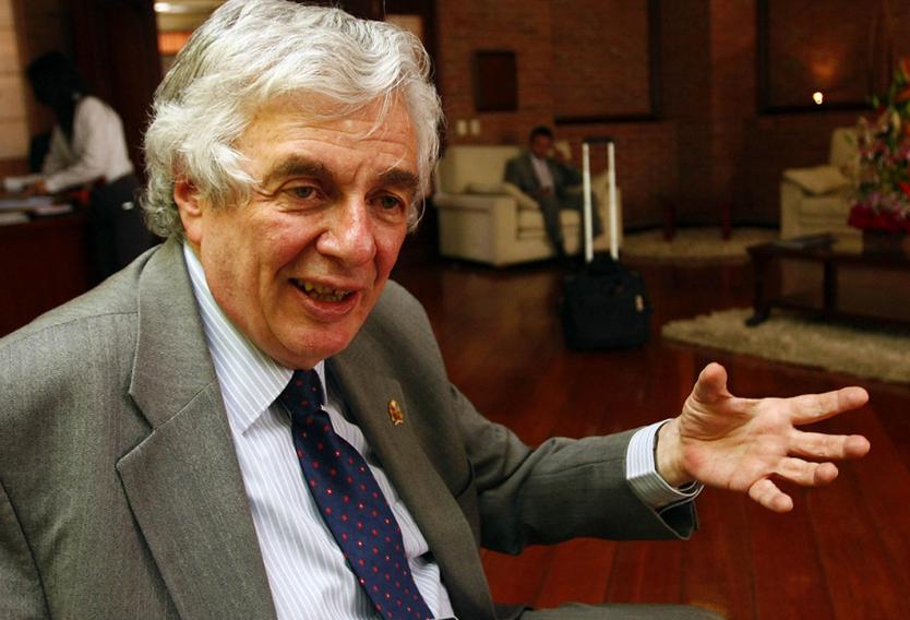 Moisés Wasserman considera que presupuesto para U. pública “es absurdo”