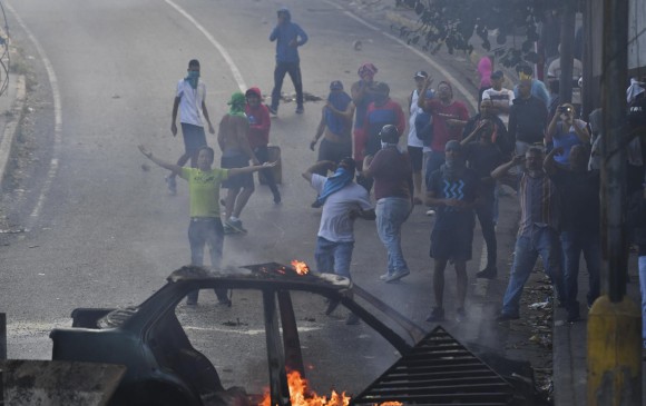 Rechazo a Maduro en Venezuela, de los cuarteles a las calles