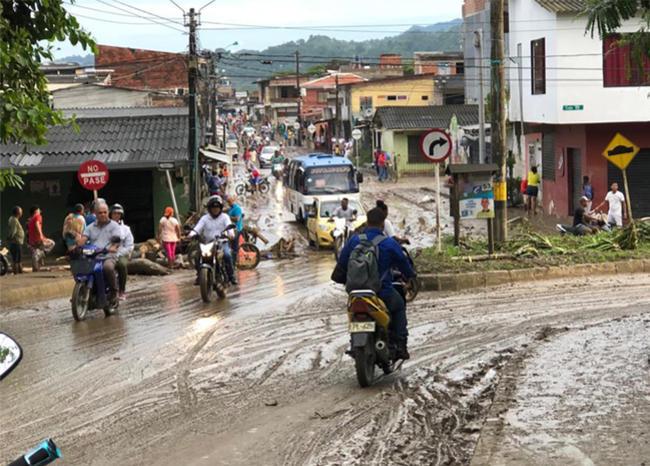 Al menos 8.000 afectados y 5.000 niños sin clase en Apartadó por inundaciones: alcalde