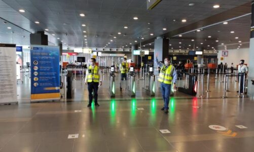Con 80 vuelos programados inició operaciones el aeropuerto El Dorado de Bogotá