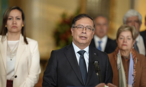 La advertencia de Petro a los ministros que siguen en el gabinete